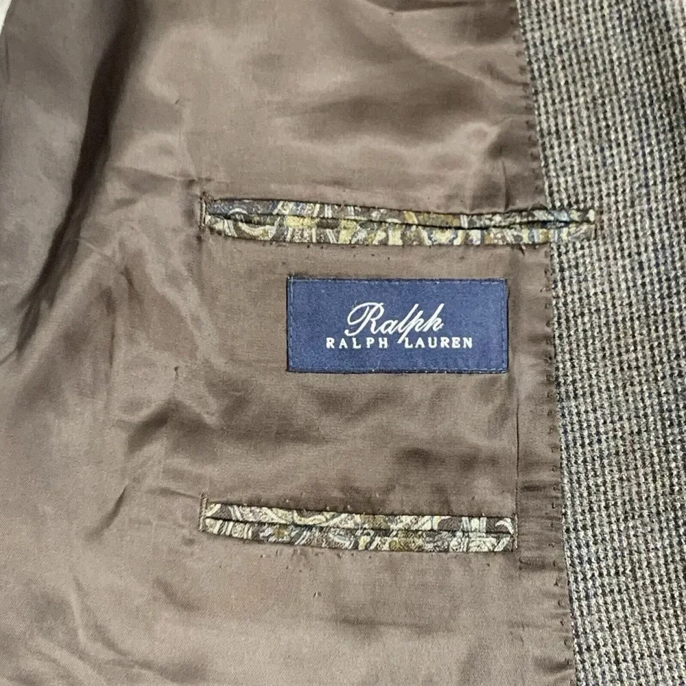 Ralph Lauren couple minor